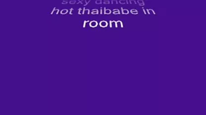 ゴム製のおもちゃでお尻を撫でるカメラの前で三つの若い売春婦 無料 av 女性 専用