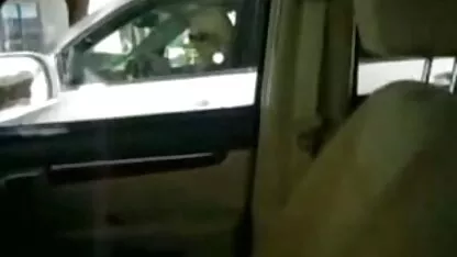 ブルネットに黒ナイロン衣装柄のディルドにベッド 女の子 専用 エロ 動画