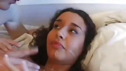 市長は使用人のプラグに舌を挿入し、夏のガゼボで肛門に吹き込みます 女性 専用 アダルト 無料