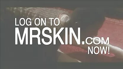 長い足を持つAmir Adarは黒いコックの男を吸い、お尻でそれを与える 女性 専用 エロ アニメ