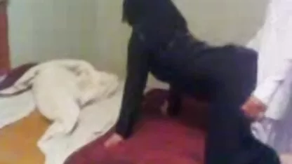 二つの豪華な雛柄の帽子とガラスのディルド エロ 動画 女性 専用 無料