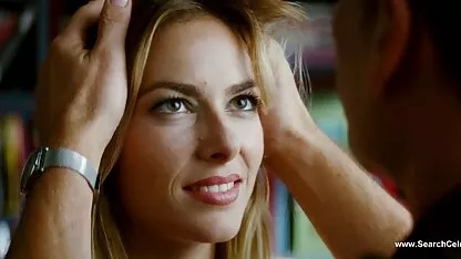 いくつかの男が殺到ライト茶色の髪の顔とともに精液後gangbang 女性 専用 無料 エロ 動画