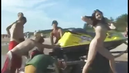 ハハルは小屋の検索であえぎ-リビングルームで薄いかかと 女性 専用 アダルト 無料