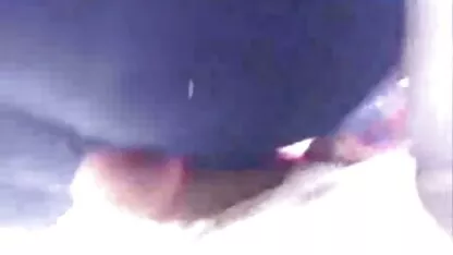 Bustyお母さんを与える男にblowjobの床 無料 エロ 動画 女性 専用