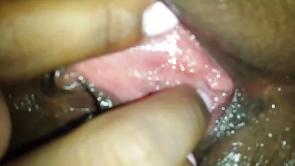 黒人男性は彼女の頬とコックに大きなお尻を持つ美しい女性を与えます 女性 専用 無料 アダルト サイト