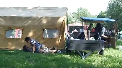 熟女で明るいnightie披露オフ巨乳と撫で彼女の乳首 女性 専用 エロ ビデオ