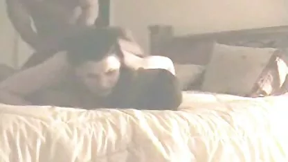 母親は18歳の女の子と性的関係をスパークさせ、彼女のおもちゃを性交することに決めました エロ 動画 女性 専用 無料