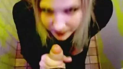 裸ブルネット渇望オナニー 無料 アダルト 動画 女性 専用