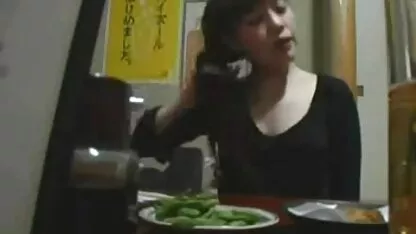 Fockersの束は、彼女のおっぱいに円と兼でブロンドを残します 女性 専用 無料 エロ 動画