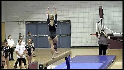 ハードコアmasturbatorのソファと性のマシン 女性 専用 無料 アダルト 動画