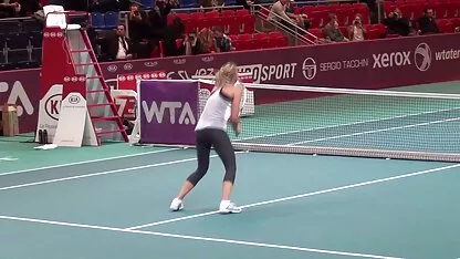 Busty蜂蜜を与える深blowjobへ彼氏のビリヤードクラブ 女子 専用 エロ 動画