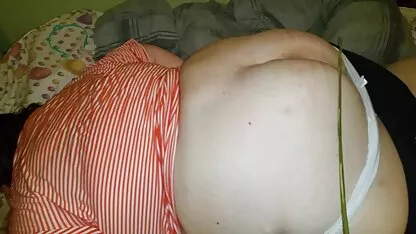 黒人はマッサージの間に大きなコックによって巨乳の日本人女性を性交する 女性 専用 無料 エロ